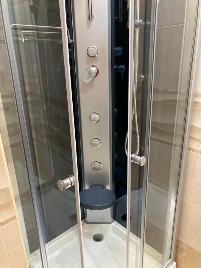 B&B La Reggia Di Rihanna Spa Caserta Exterior foto